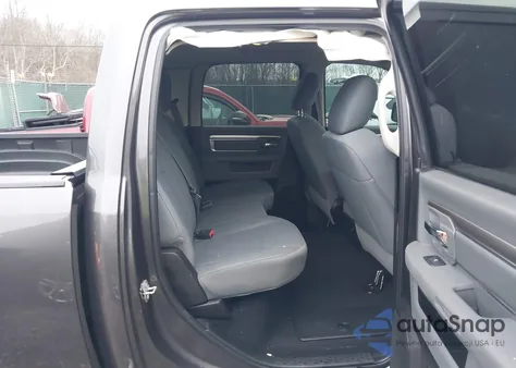 2020 Ram 1500 Classic Slt 4X2 6'4 Box z USA, uszkodzony, nr VIN 1C6RR6TT1LS103109